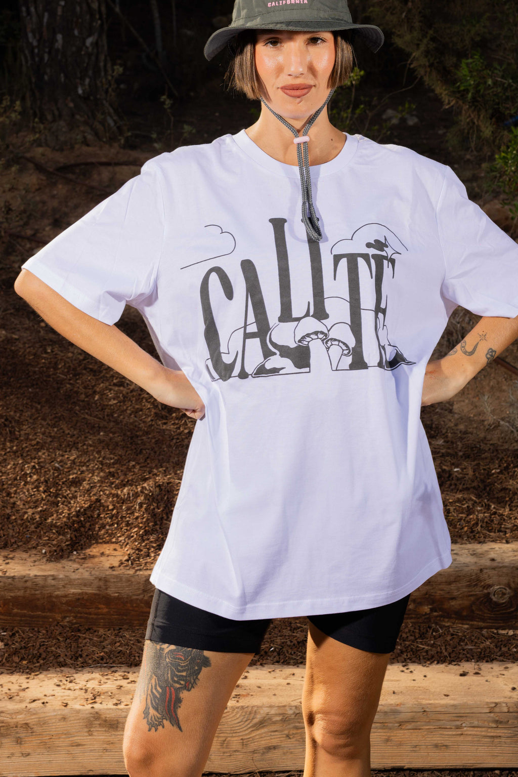 Camiseta Shrooms white